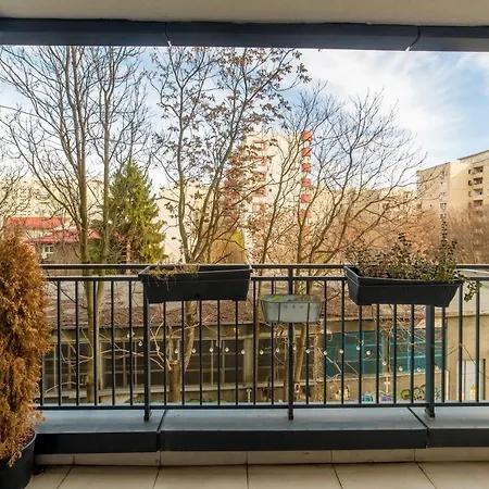 Апартаменти Cotroceni Luxury Apartment- Marriott & Parliament Бухарест