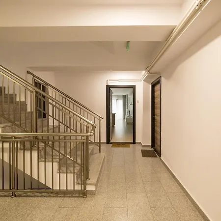 Апартаменти Cotroceni Luxury Apartment- Marriott & Parliament *