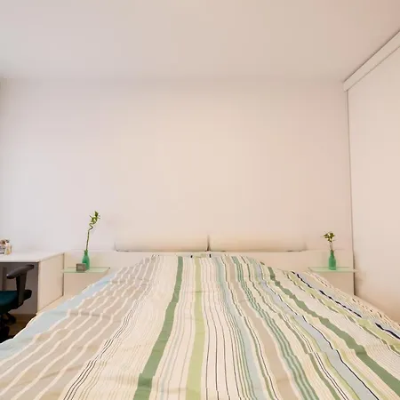 Апартаменти Cotroceni Luxury Apartment- Marriott & Parliament *